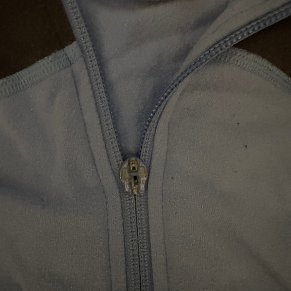 Lululemon hoodie size 4. Used condition - Picture 3 of 6